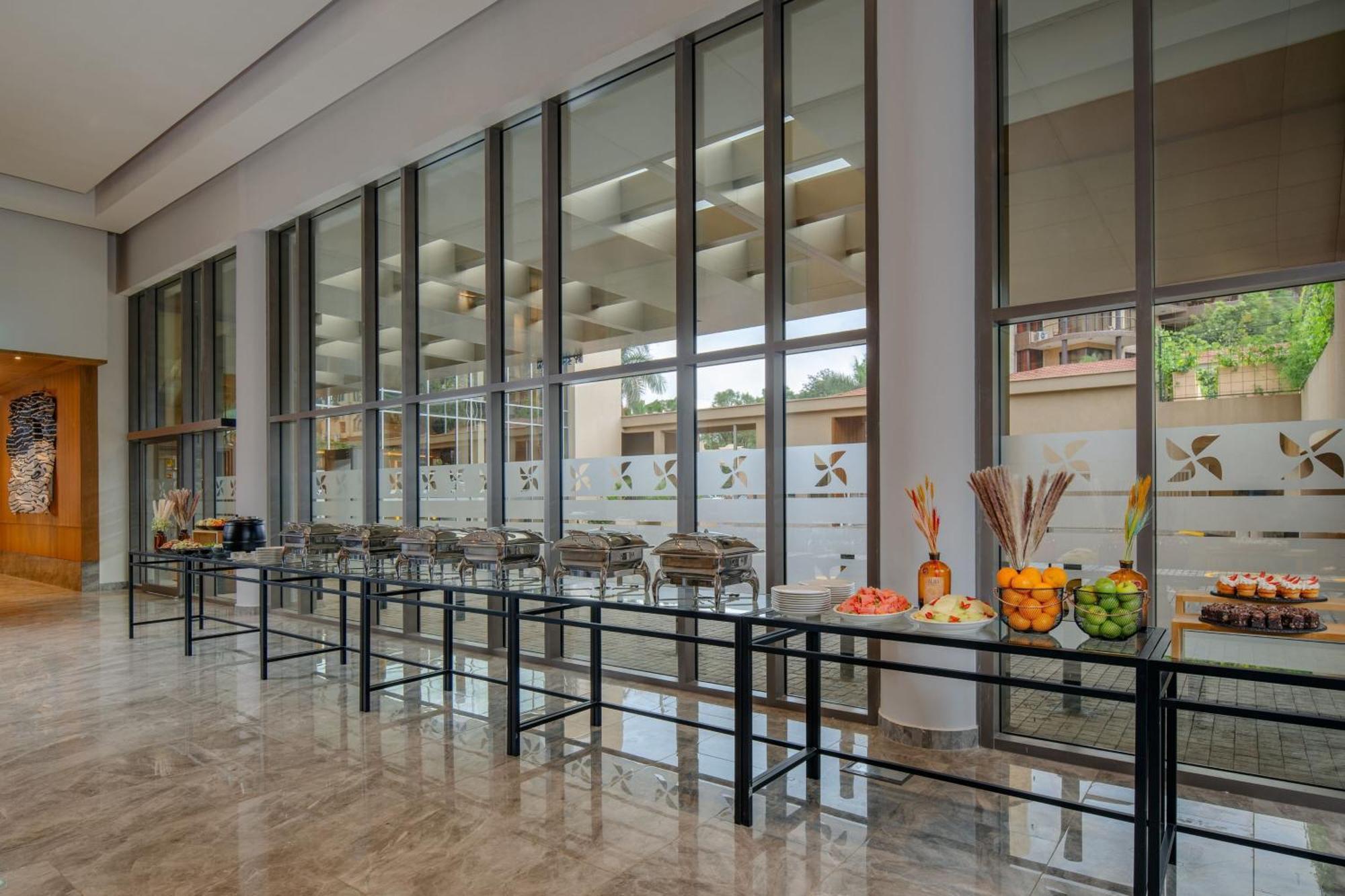 Four Points By Sheraton كامبالا المظهر الخارجي الصورة